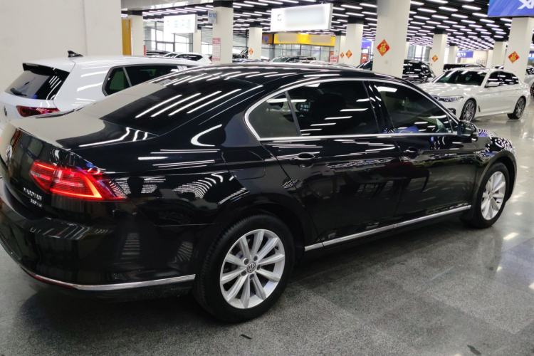 Used Volkswagen Magotan 2018 330TSI DSG Advanced Model