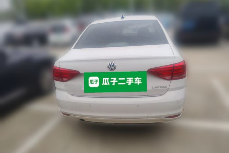 Used Volkswagen Lavida 2013 Revised Version 1.6L Automatic Luxury Edition Rear