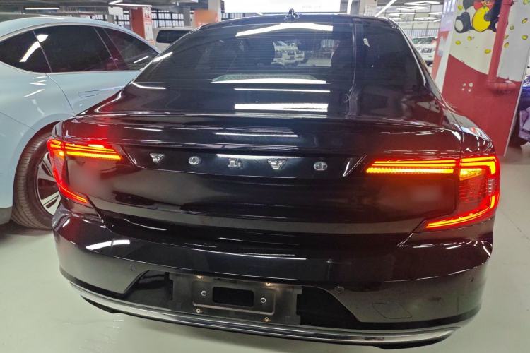 Used Volvo S90 2022 B5 Zhiyi Luxury Edition
