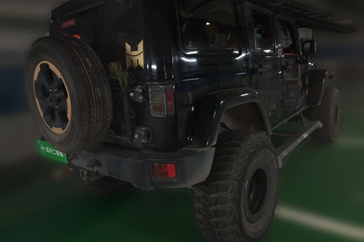 Used Jeep Wrangler 2013 3.6L Sahara Four-Door Edition Rear Right 45 Deg