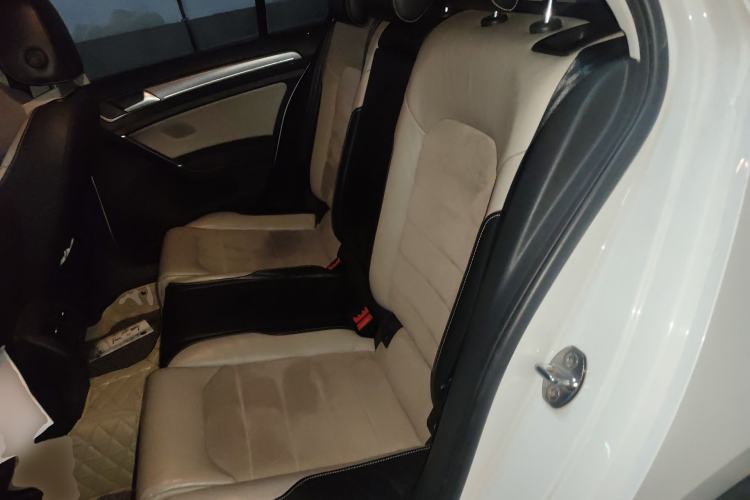 Used Volkswagen Golf 2017 230TSI Automatic Luxury Million-Vehicle Commemorative Edition
