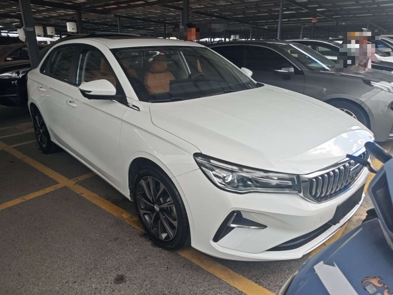 Geely Auto Emgrand 2025 4th Generation 1.5L CVT Flagship Version — снимка 3