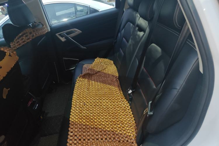 Used Geely Auto Emgrand X7 Sport 2020 1.8TD DCT Two-Wheel Drive Smart Connect 4G-Enabled Version
