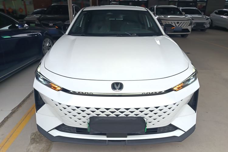 Used CHANGAN UNI-V iDD 2024 Blue Whale Smart Electric iDD 136km ZhiKu Model