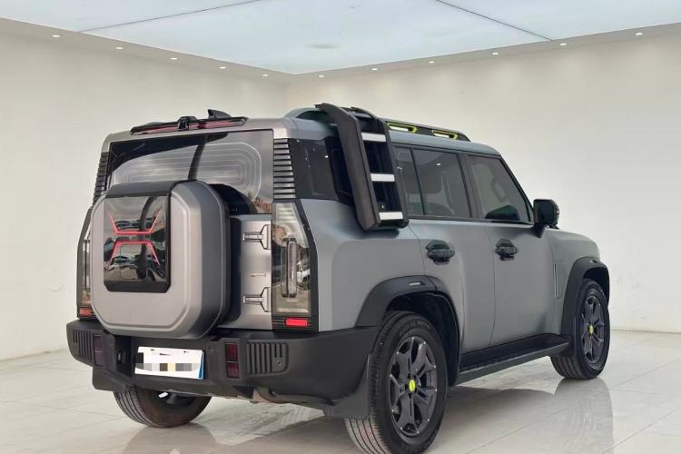 Used JETOUR Traveler 2023 2.0T All-Wheel-Drive CrossPRO
