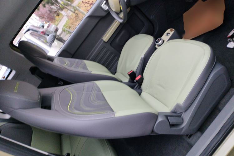 Used Geely Galaxy Panda 2024 200km Panda Rider Right Front Seat