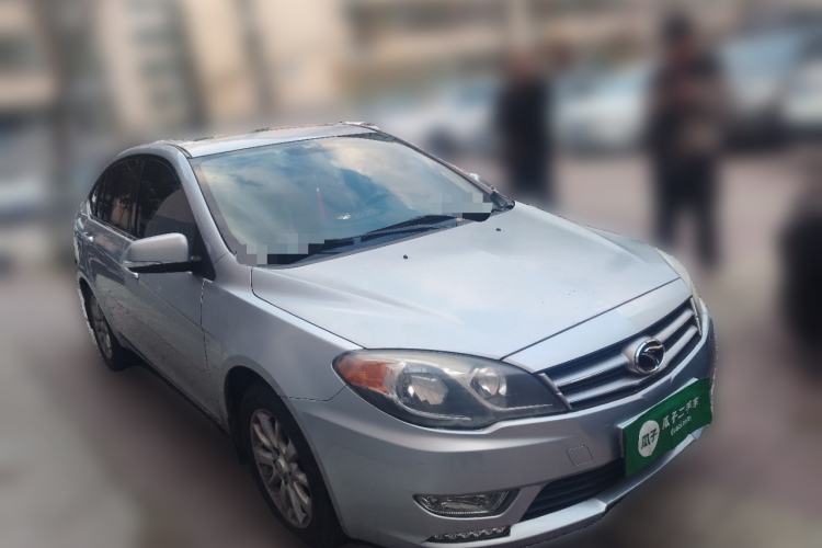 Used Soueast V5 Lingzhi 2012 1.5L Manual Luxury Version Front Right 45 Deg