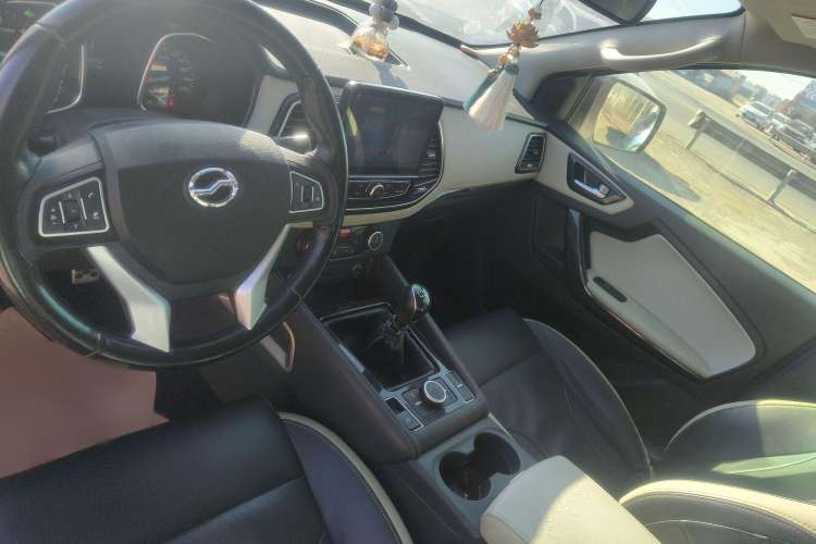 Used Zxauto Terralord 2021 2.5T Passenger Version Diesel Four-Wheel Drive Flagship Trim – Standard Dual
