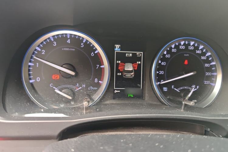 Used Toyota Highlander 2018 2.0T Four-Wheel Drive Prestige Version 7 Seats China VI Standard