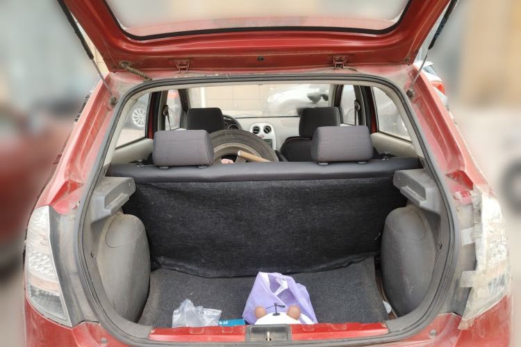 Used FAW Weizhi V2 2010 1.3L Manual Luxury Version
