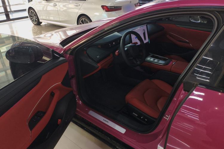 Used Xiaomi Auto SU7 2024 Rear-Drive Long-Range Intelligent Driving Version Driver Seat