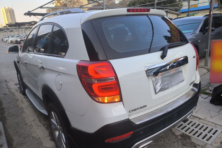 Used Chevrolet Captiva 2017 2.4L 4x4 Flagship Edition 7-Seater