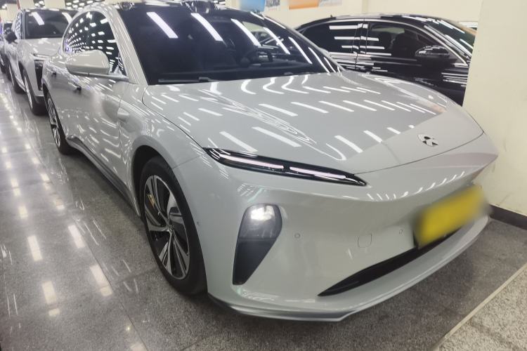 Used Nio ET5 2022 75 kWh Front Right 45 Deg