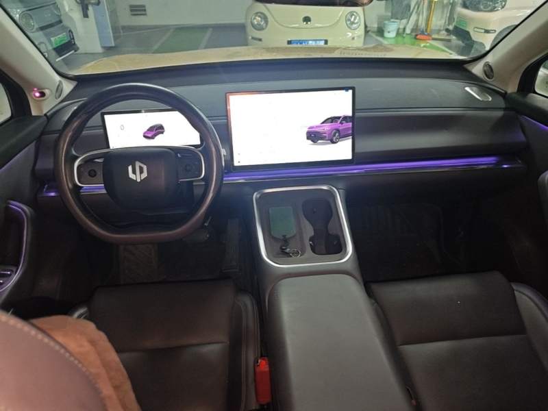 Used Leapmotor C16 2026 Extended-Range 280 LiDAR Zhizun Edition 6 Seats — 9