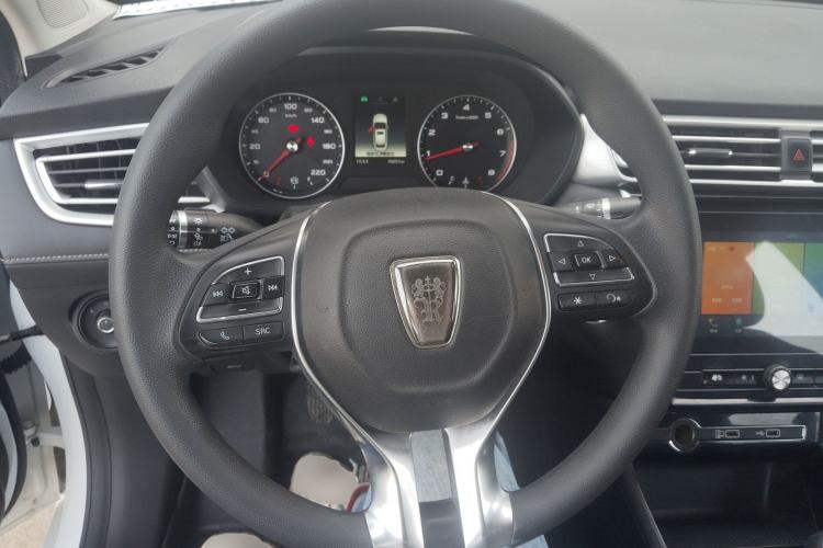 Used Roewe i5 2020 1.5L Manual 4G Connect Leehao Flagship Edition Steering Wheel