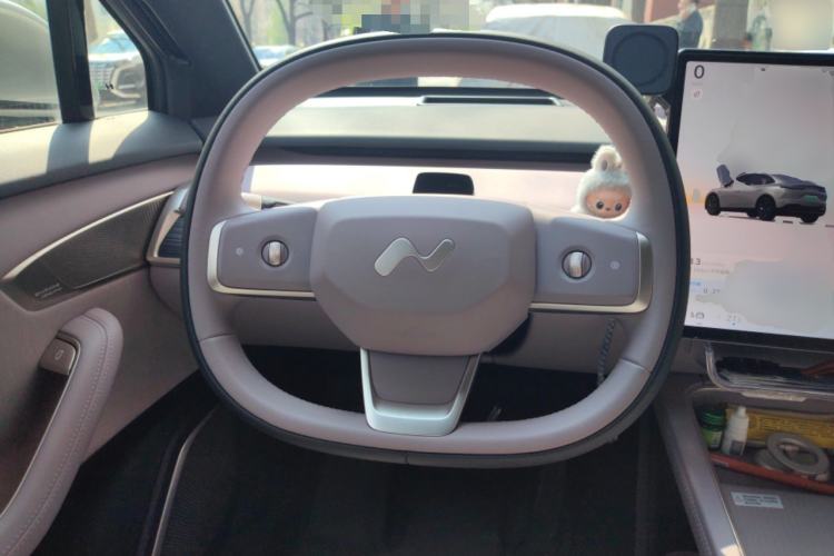 Used ONVO L60 2024 60 kWh All-Wheel Drive