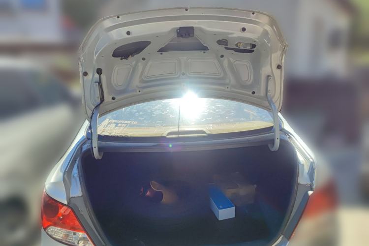 Used Hyundai Verna (older generation) 2010 Sedan 1.4L Manual Comfort GS