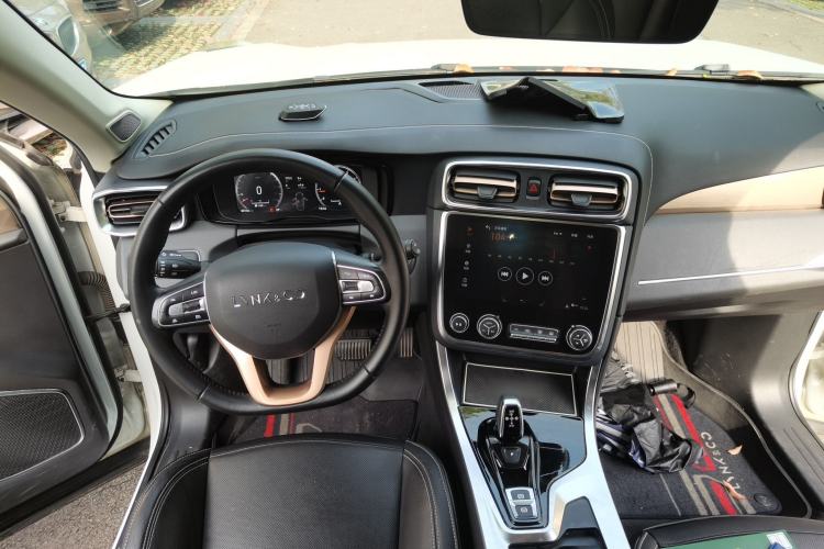 Used Lynk & Co 01 2017 2.0T Two-Wheel Drive Pro Edition
