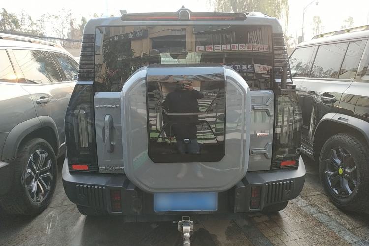 Used JETOUR Traveler 2023 2.0T All-Wheel Drive CrossPRO+