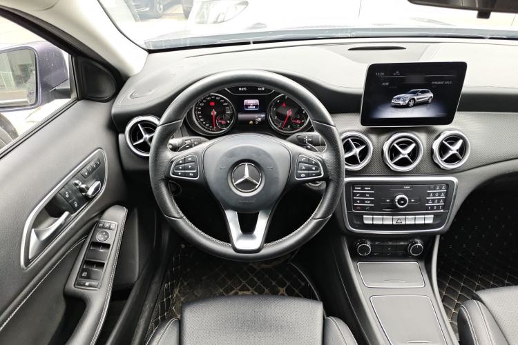Used Mercedes-Benz GLA 2018 GLA 200 Fashion Model
