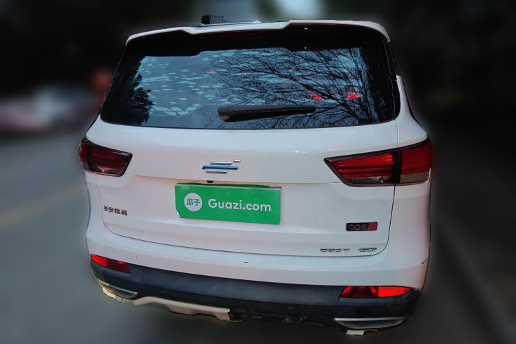 Used CHANGAN OSHAN COS1 2020 1.5T Manual Fashionable Smart Connectivity 7-Seater Rear