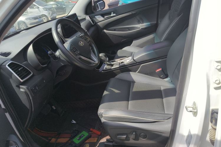 Used Hyundai Tucson 2020 280TGDi Two-Wheel-Drive GLS Fashion Edition China VI Standard Left Front Seat