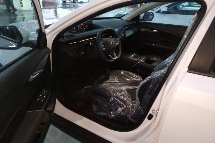 Used CHANGAN OSHAN 520 2025 Standard Edition
