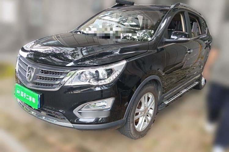 Baojun 560 2015 1.8L Manual Elite Edition usata Guazi used car, China used car export, Used car for sale, Used cars, Cheapest cars for sale
