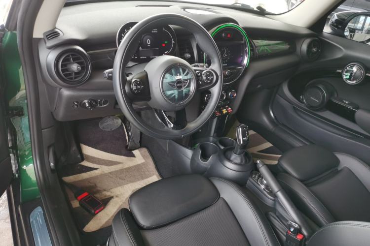 Used MINI MINI 2021 1.5T COOPER Classic Edition