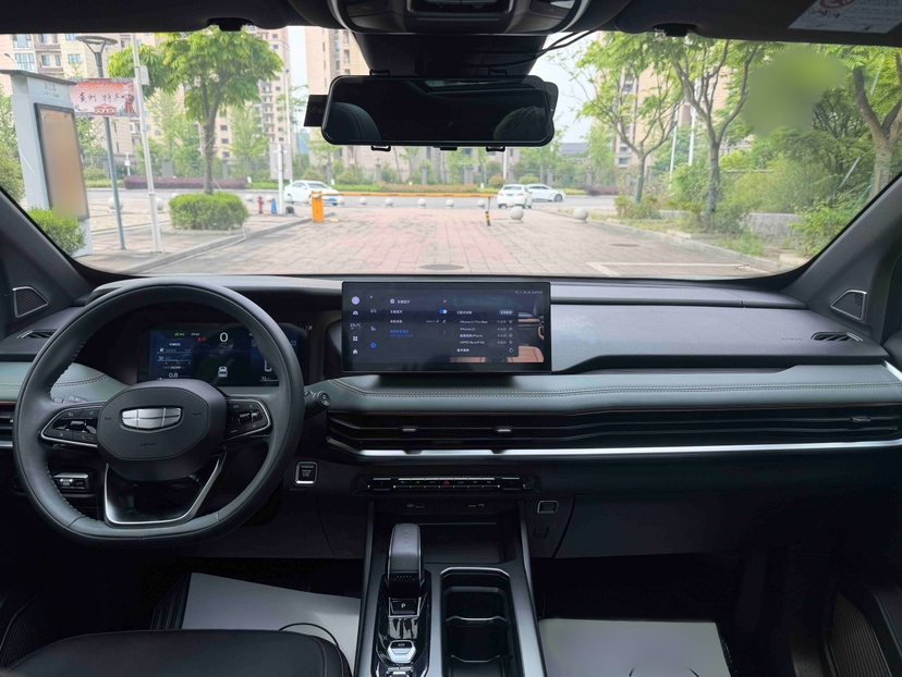 Geely Auto Haoyue L 2023 2.0T DCT Luxury Version — снимка 8
