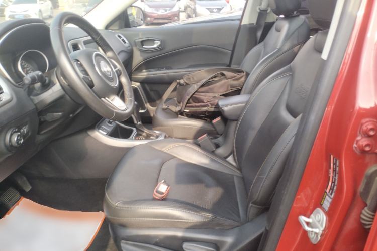 Used Jeep Compass 2017 200T Automatic Family Edition
