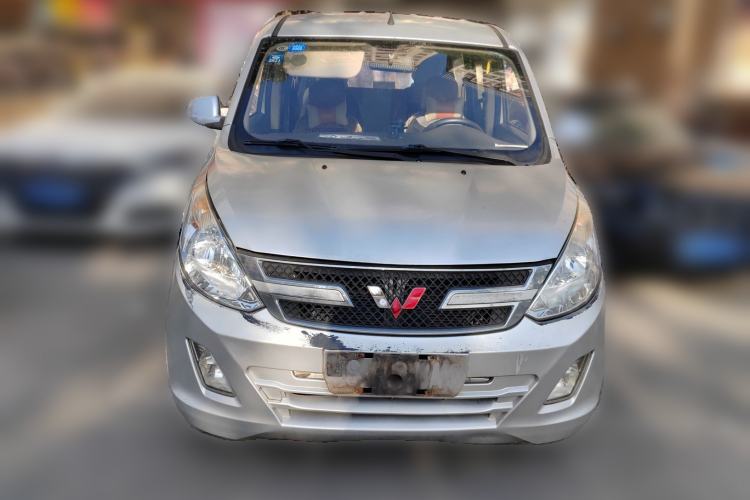 Used Wuling Rongguang V 2016 1.5L Standard Version