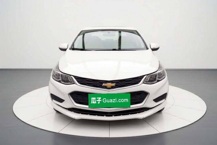 Used Chevrolet Cruze 2018 320 Automatic Pioneer Sunroof Edition
