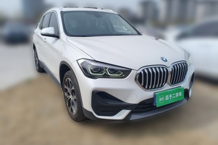 Used BMW X1 2022 sDrive25Li Leading Model Front Right 45 Deg