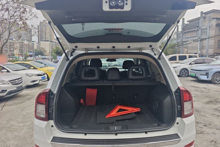 Used Jeep Compass 2015 2.0L Two-Wheel Drive Luxury Edition
