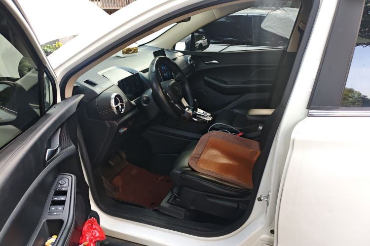 Used BYD Yuan New Energy 2019 EV535 Smart Connect Trendsetting Model