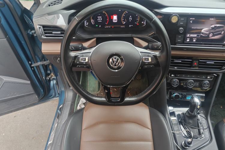 Used Volkswagen Tharu 2019 280TSI Two-Wheel Drive Flagship Version China VI Standard Steering Wheel