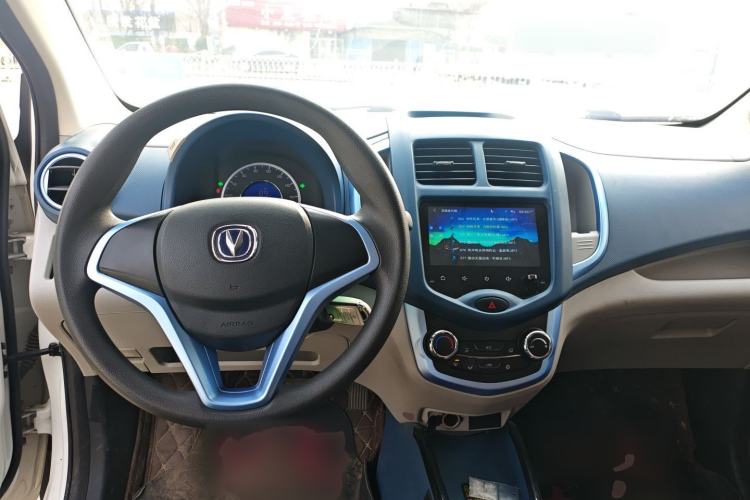 Used CHANGAN OSHAN Benni E-Star 2021 National Edition Xinyi Edition Lithium Iron Phosphate (31.95 kWh) Center Console