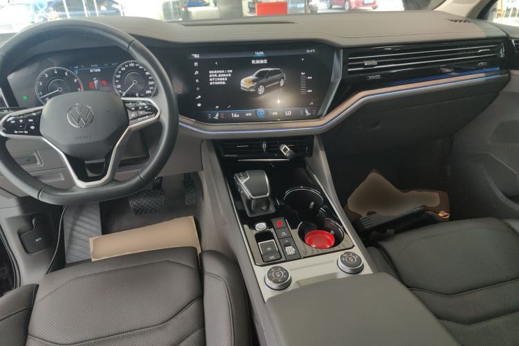 Used Volkswagen Touareg 2023 3.0 TSI Luxury Edition Obsidian Black Sport Package
