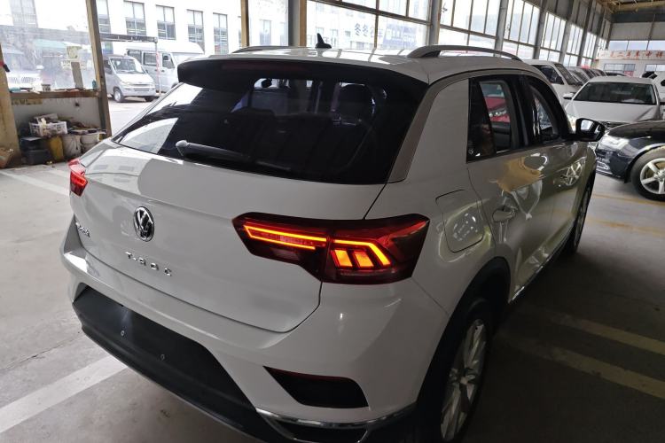 Used Volkswagen T-ROC 2020 230TSI DSG Two-Wheel Drive Advanced Version Rear Right 45 Deg