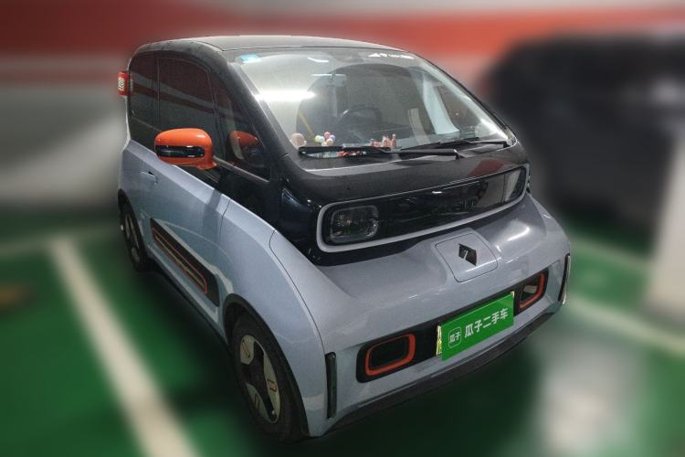 Used Baojun KiWi EV 2021 Artist Model Ternary Lithium Front Right 45 Deg