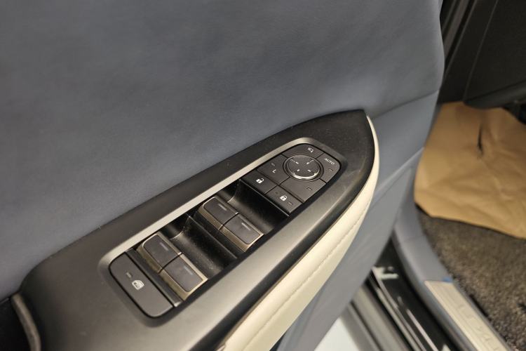 Used Lexus RZ 2023 300e Long-Range Indulgence Edition
