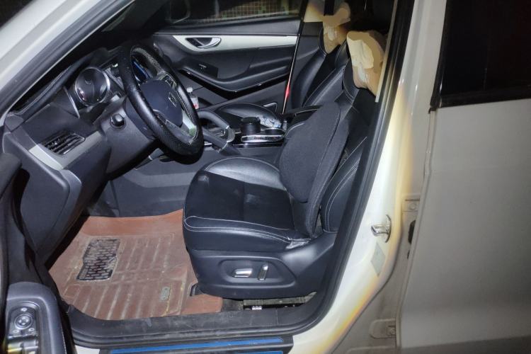 Used Zotye SR7 2016 1.5T CVT Cube Heart Edition China V Standard
