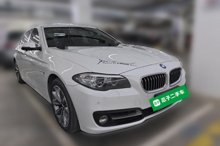 Used BMW 5 Series 2017 525Li Leading Model Front Right 45 Deg