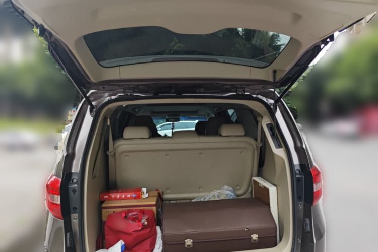 Used Buick GL8 2017 25S Prestige Version China V Standard Trunk