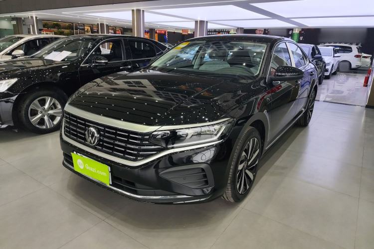Used Volkswagen Passat 2026 Model, Outstanding 380TSI Longteng Edition