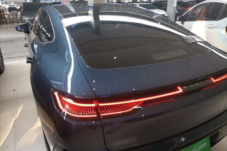 Used Geely Galaxy 8 2025 130km EM-P Starship Edition Exterior 2