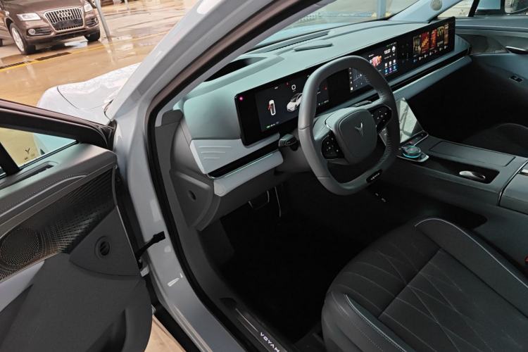 Used VOYAH PASSION 2023 Four-Wheel Drive Flagship Edition
