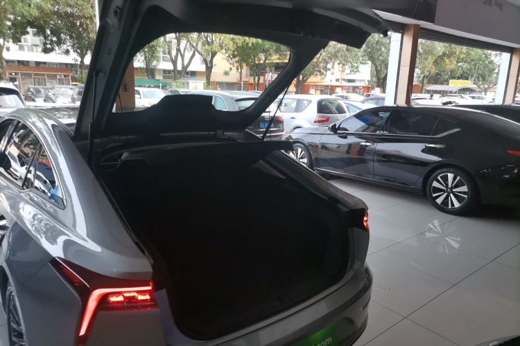 Used Bestune B70 2021 1.5T Automatic 15th Anniversary Edition Trunk