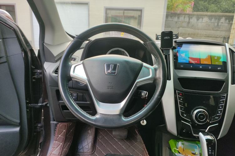 Used Luxgen U6 SUV 2015 1.8T Fashion Edition
